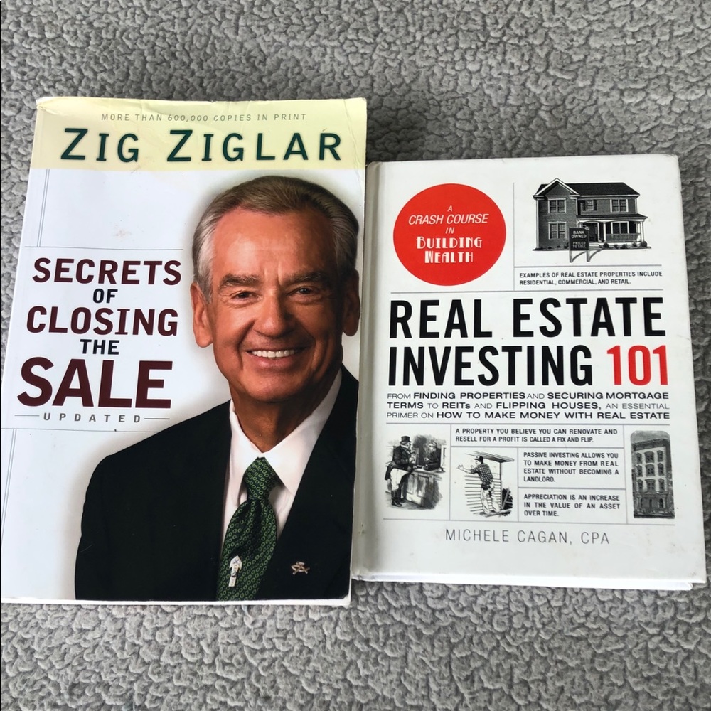 Set of Real Estate Paperback and Hardcover books📚